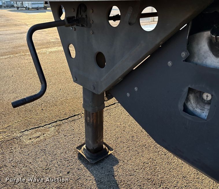 image for item YA1380 2022 Utility VS2RA refrigerated van trailer