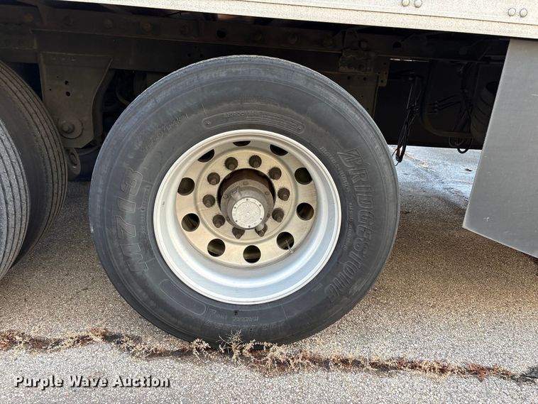 image for item YA1380 2022 Utility VS2RA refrigerated van trailer