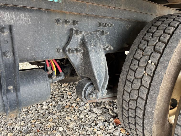 image for item YA1391 2019 Freightliner Business Class M2 box truck