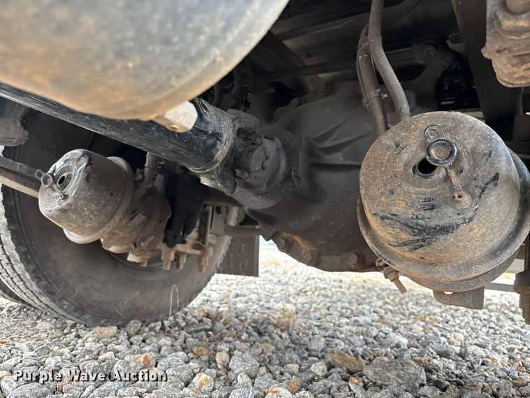 image for item YA1391 2019 Freightliner Business Class M2 box truck