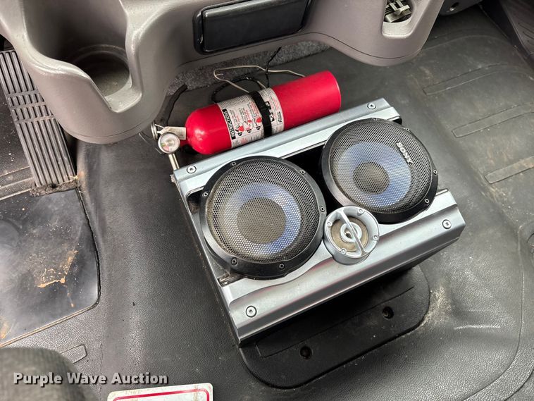 image for item YA1391 2019 Freightliner Business Class M2 box truck