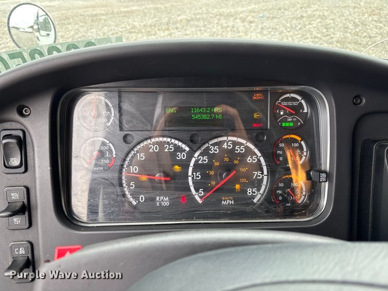 image for item YA1391 2019 Freightliner Business Class M2 box truck