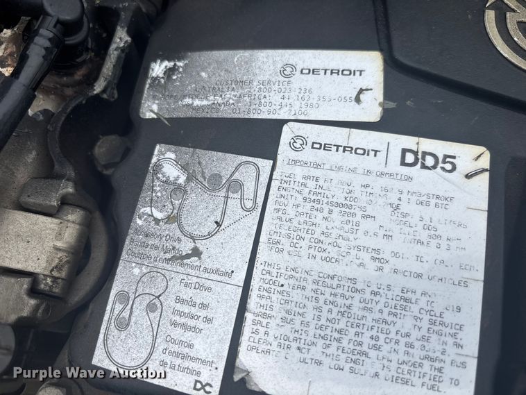 image for item YA1391 2019 Freightliner Business Class M2 box truck