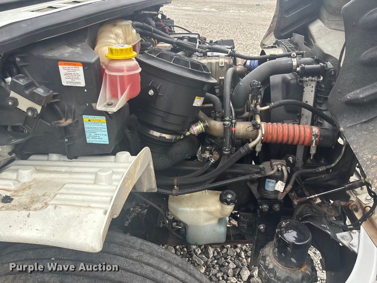 image for item YA1391 2019 Freightliner Business Class M2 box truck