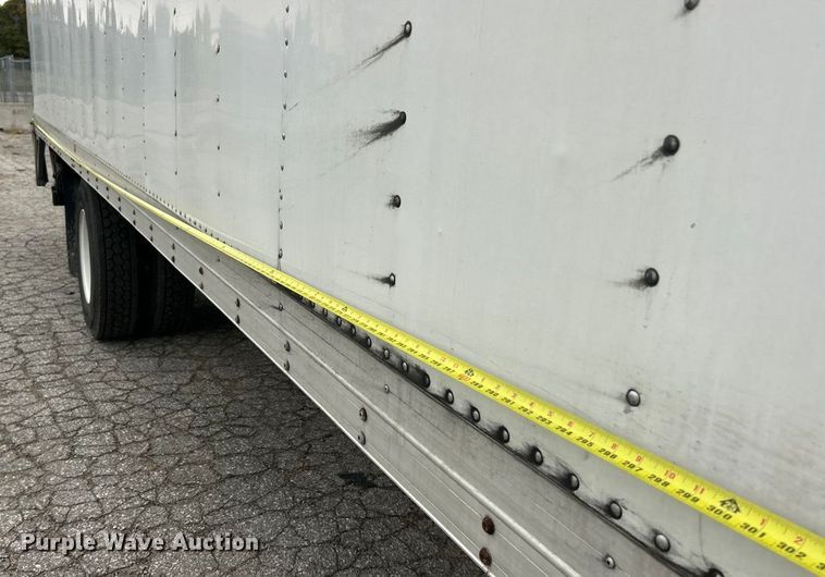 image for item YA1439 2019 Hino 268A box truck