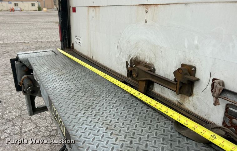 image for item YA1439 2019 Hino 268A box truck