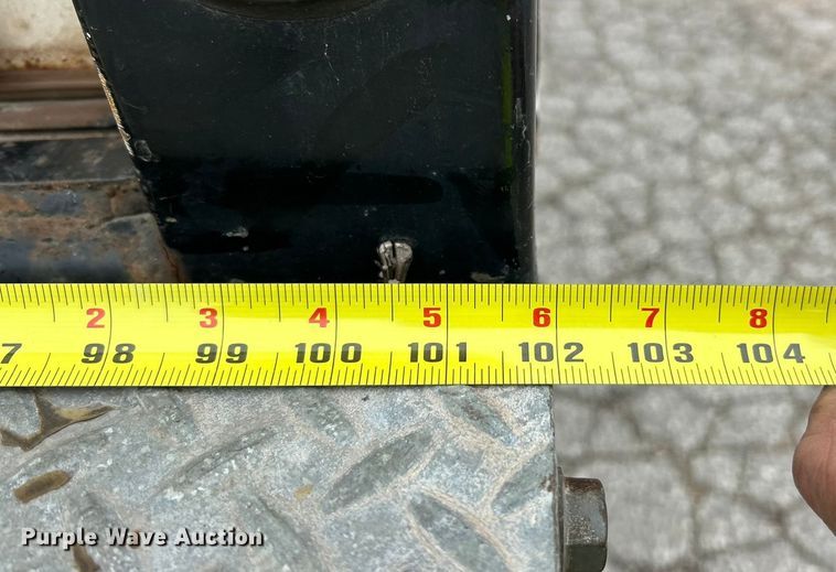 image for item YA1439 2019 Hino 268A box truck