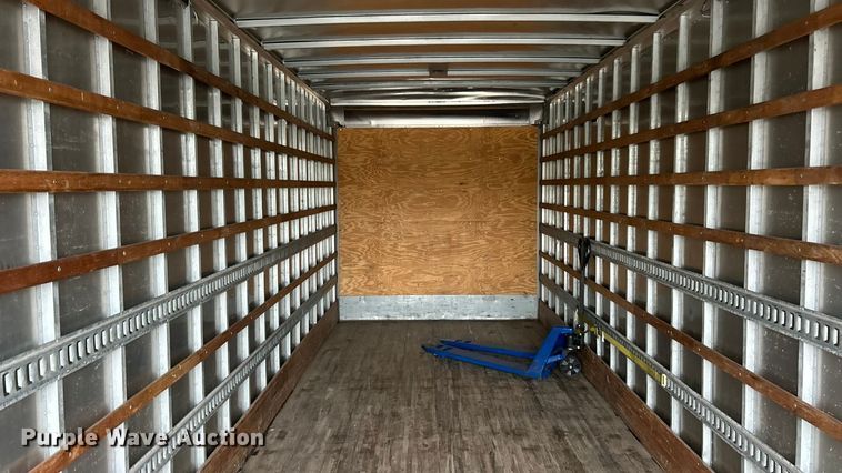 image for item YA1439 2019 Hino 268A box truck