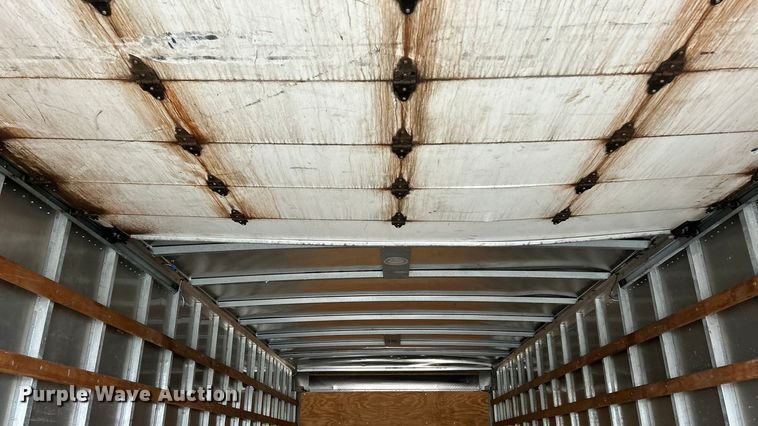 image for item YA1439 2019 Hino 268A box truck