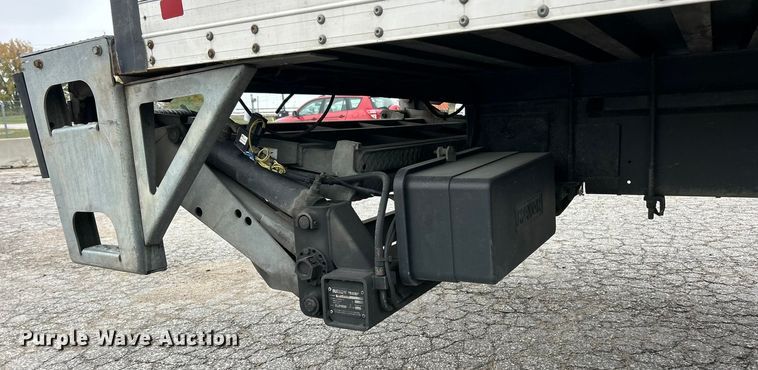 image for item YA1439 2019 Hino 268A box truck