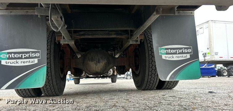 image for item YA1439 2019 Hino 268A box truck