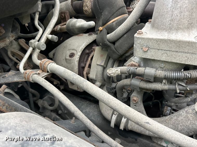 image for item YA1439 2019 Hino 268A box truck