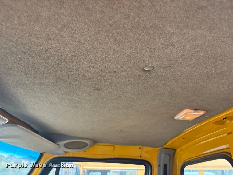 image for item YA1443 2007 Sterling L7500 sewer jetter truck