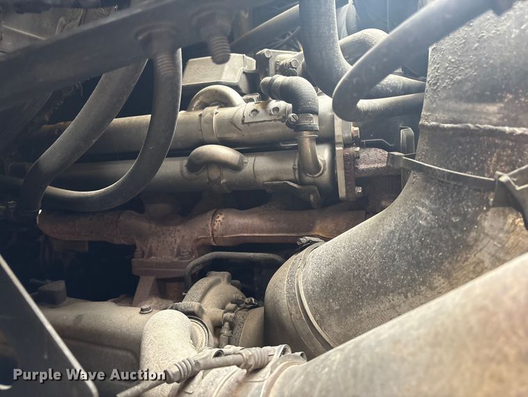 image for item YA1443 2007 Sterling L7500 sewer jetter truck