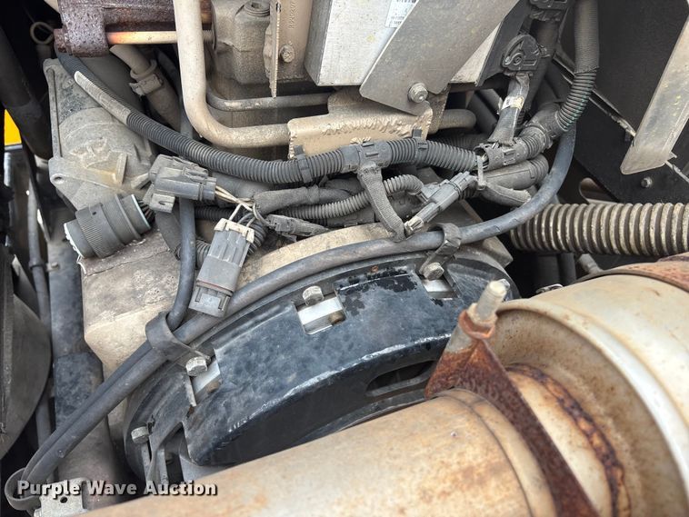 image for item YA1443 2007 Sterling L7500 sewer jetter truck