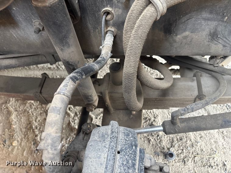 image for item YA1443 2007 Sterling L7500 sewer jetter truck