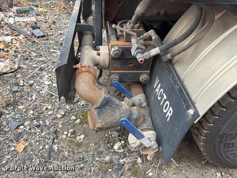 image for item YA1443 2007 Sterling L7500 sewer jetter truck