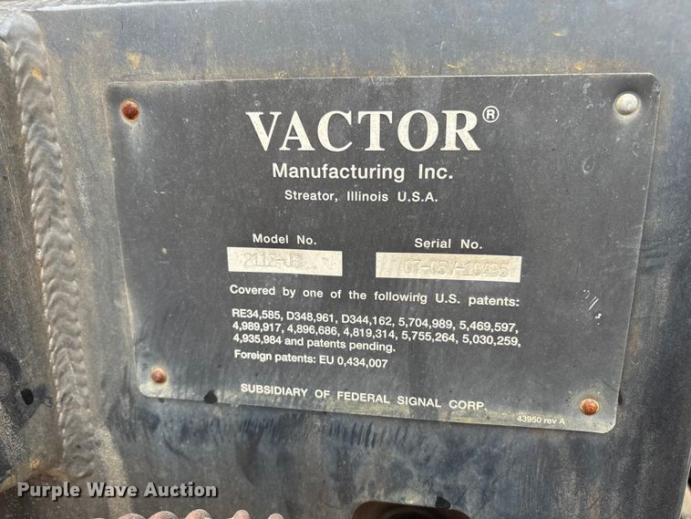 image for item YA1443 2007 Sterling L7500 sewer jetter truck