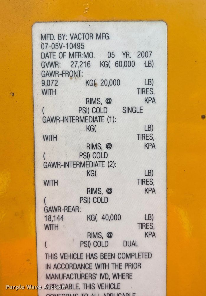 image for item YA1443 2007 Sterling L7500 sewer jetter truck