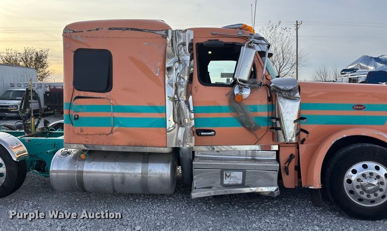 image for item YA1482 2025 Peterbilt 589 semi truck