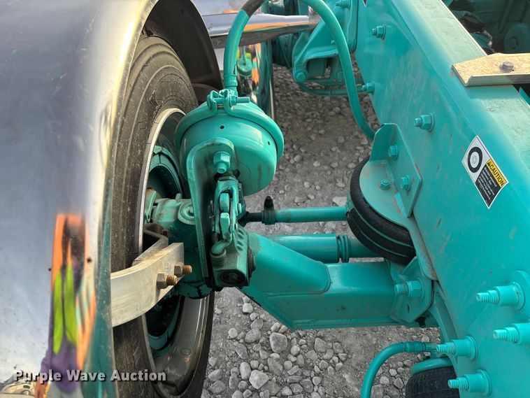 image for item YA1482 2025 Peterbilt 589 semi truck