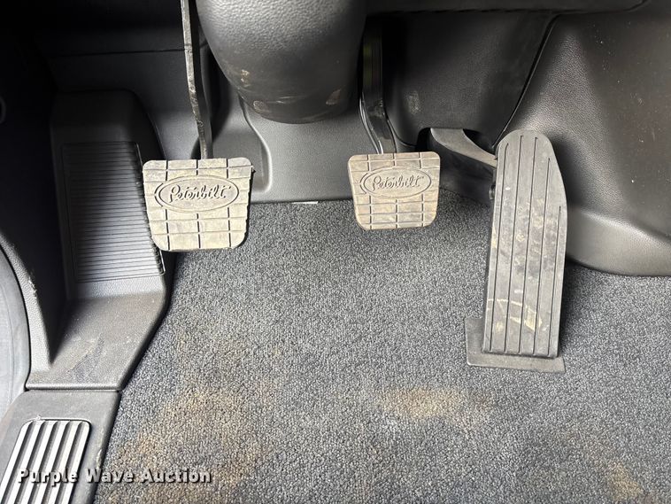 image for item YA1482 2025 Peterbilt 589 semi truck