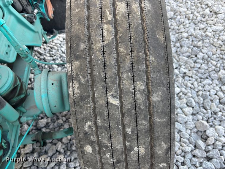 image for item YA1482 2025 Peterbilt 589 semi truck