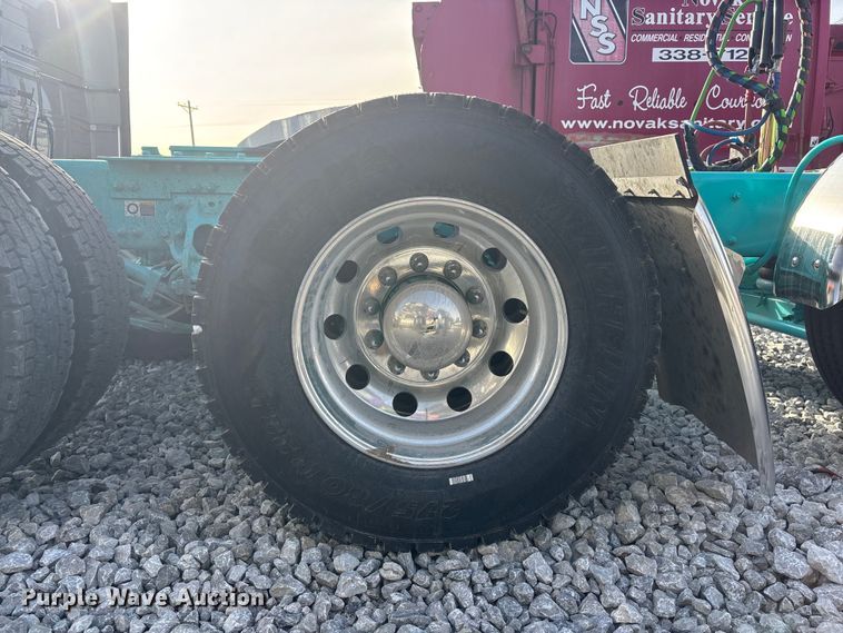 image for item YA1482 2025 Peterbilt 589 semi truck