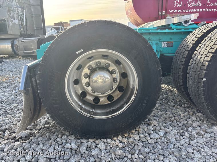 image for item YA1482 2025 Peterbilt 589 semi truck