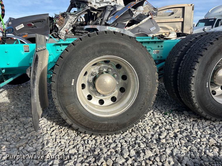 image for item YA1482 2025 Peterbilt 589 semi truck