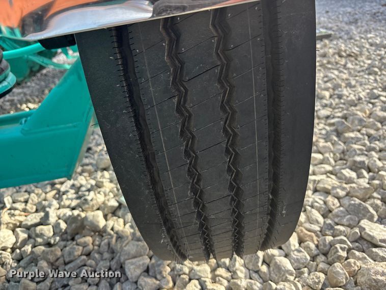 image for item YA1482 2025 Peterbilt 589 semi truck