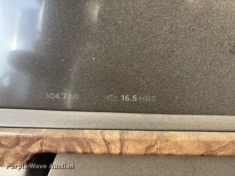 image for item YA1482 2025 Peterbilt 589 semi truck