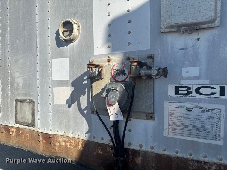 image for item YA1516 2000 Wabash DVCVHPC dry van trailer