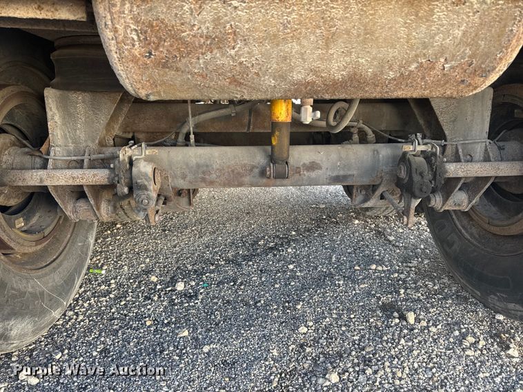 image for item YA1516 2000 Wabash DVCVHPC dry van trailer