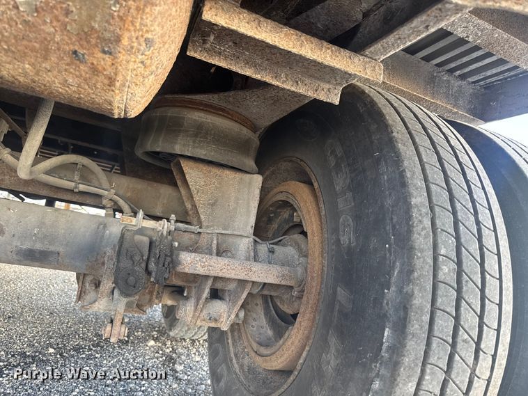 image for item YA1516 2000 Wabash DVCVHPC dry van trailer