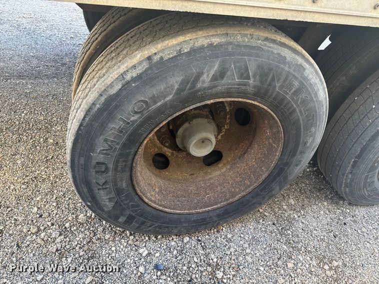 image for item YA1516 2000 Wabash DVCVHPC dry van trailer