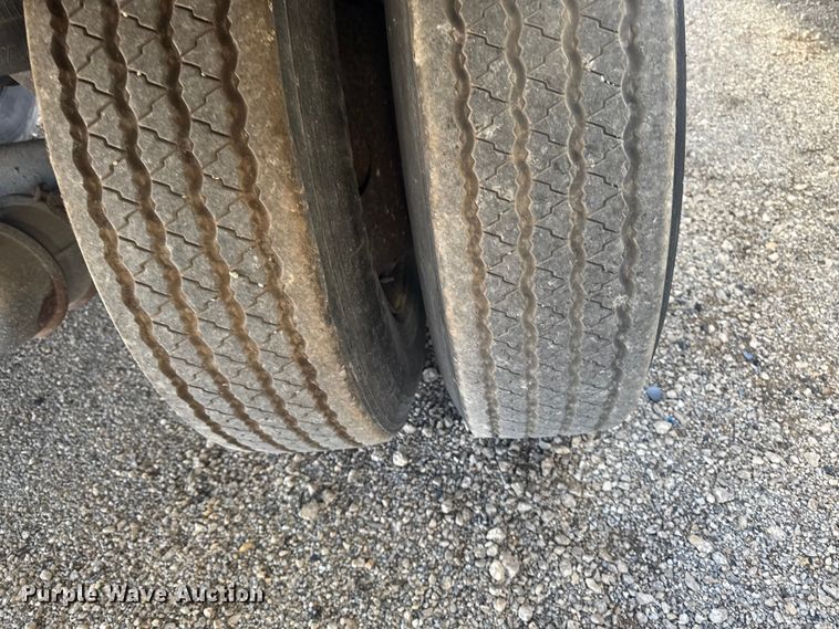 image for item YA1516 2000 Wabash DVCVHPC dry van trailer