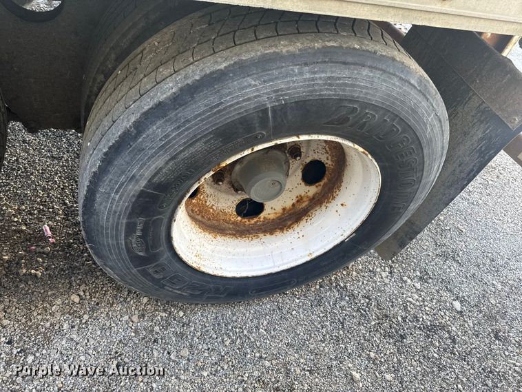 image for item YA1516 2000 Wabash DVCVHPC dry van trailer