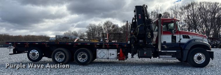 image for item YA1583 2022 Mack Granite crane truck