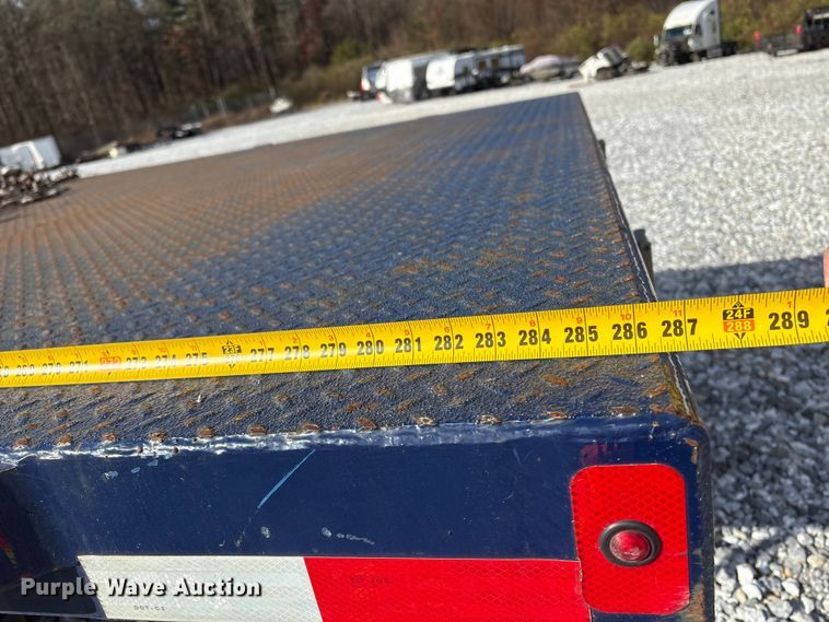 image for item YA1583 2022 Mack Granite crane truck