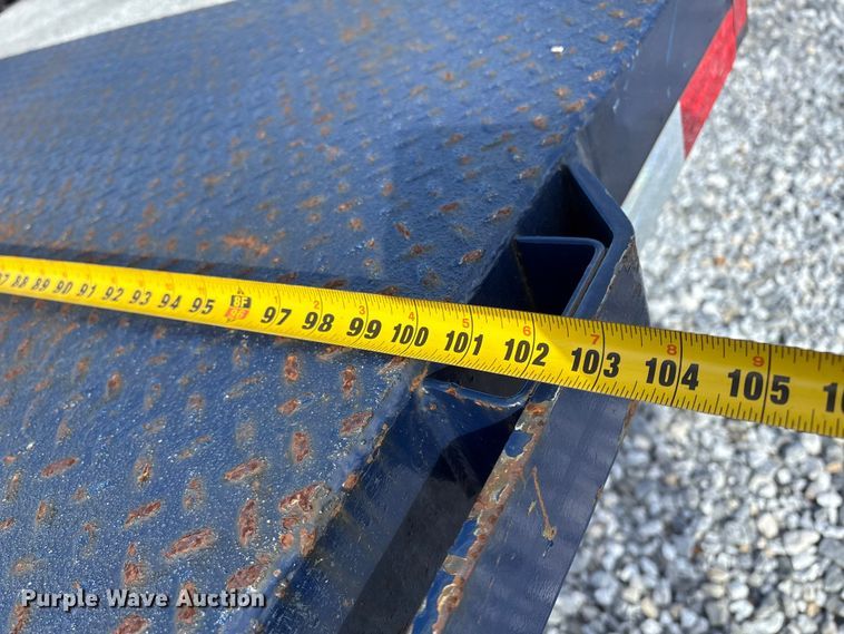 image for item YA1583 2022 Mack Granite crane truck