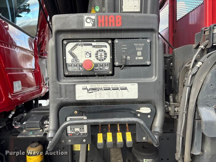 image for item YA1583 2022 Mack Granite crane truck