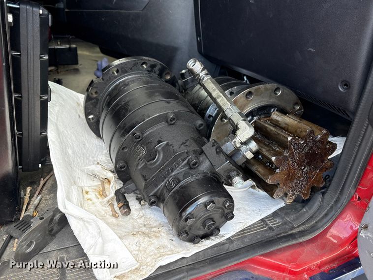 image for item YA1583 2022 Mack Granite crane truck