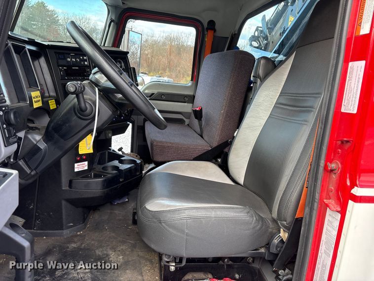 image for item YA1583 2022 Mack Granite crane truck