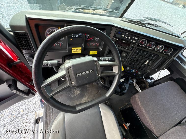 image for item YA1583 2022 Mack Granite crane truck