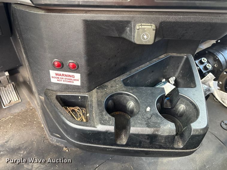 image for item YA1583 2022 Mack Granite crane truck