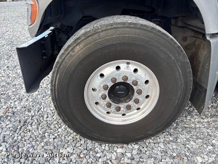 image for item YA1583 2022 Mack Granite crane truck