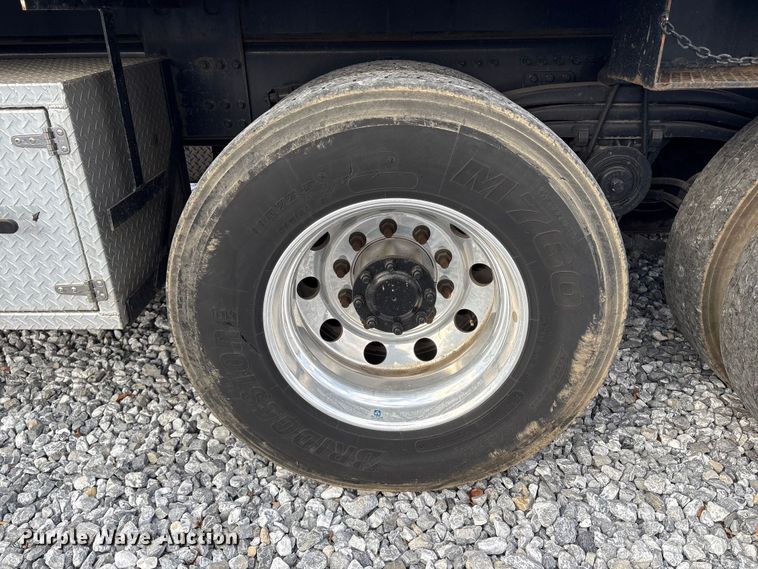 image for item YA1583 2022 Mack Granite crane truck