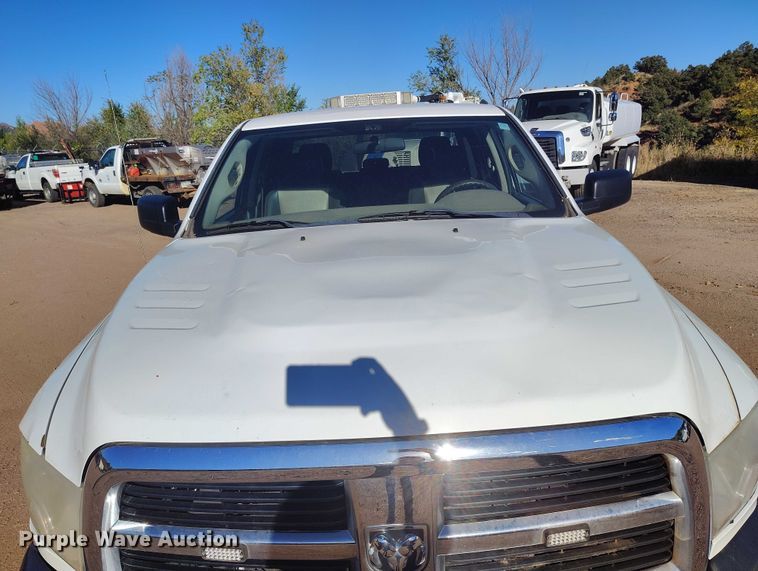 image for item BI9772 2011 Dodge Ram 2500HD Crew Cab pickup truck