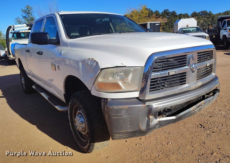 image for item BI9772 2011 Dodge Ram 2500HD Crew Cab pickup truck